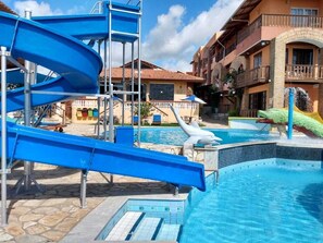 3 outdoor pools - Hotel Viking (Conde)