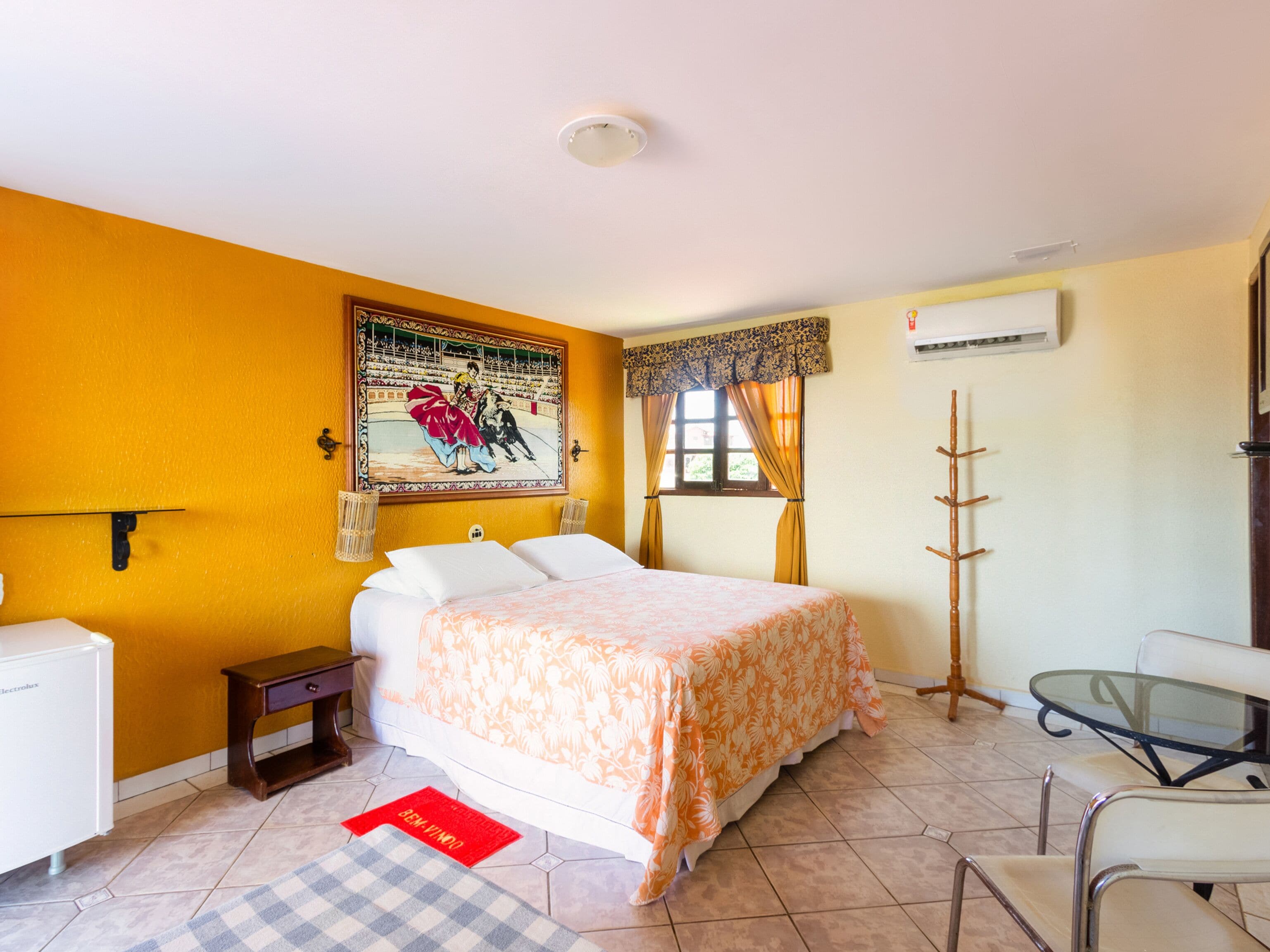 superior triple room, multiple beds | 1 bedroom, free wifi, bed sheets
