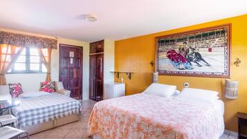 Superior Triple Room, Multiple Beds | Free WiFi, bed sheets