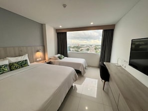 Superior Triple Room | 1 bedroom, premium bedding, minibar, in-room safe
