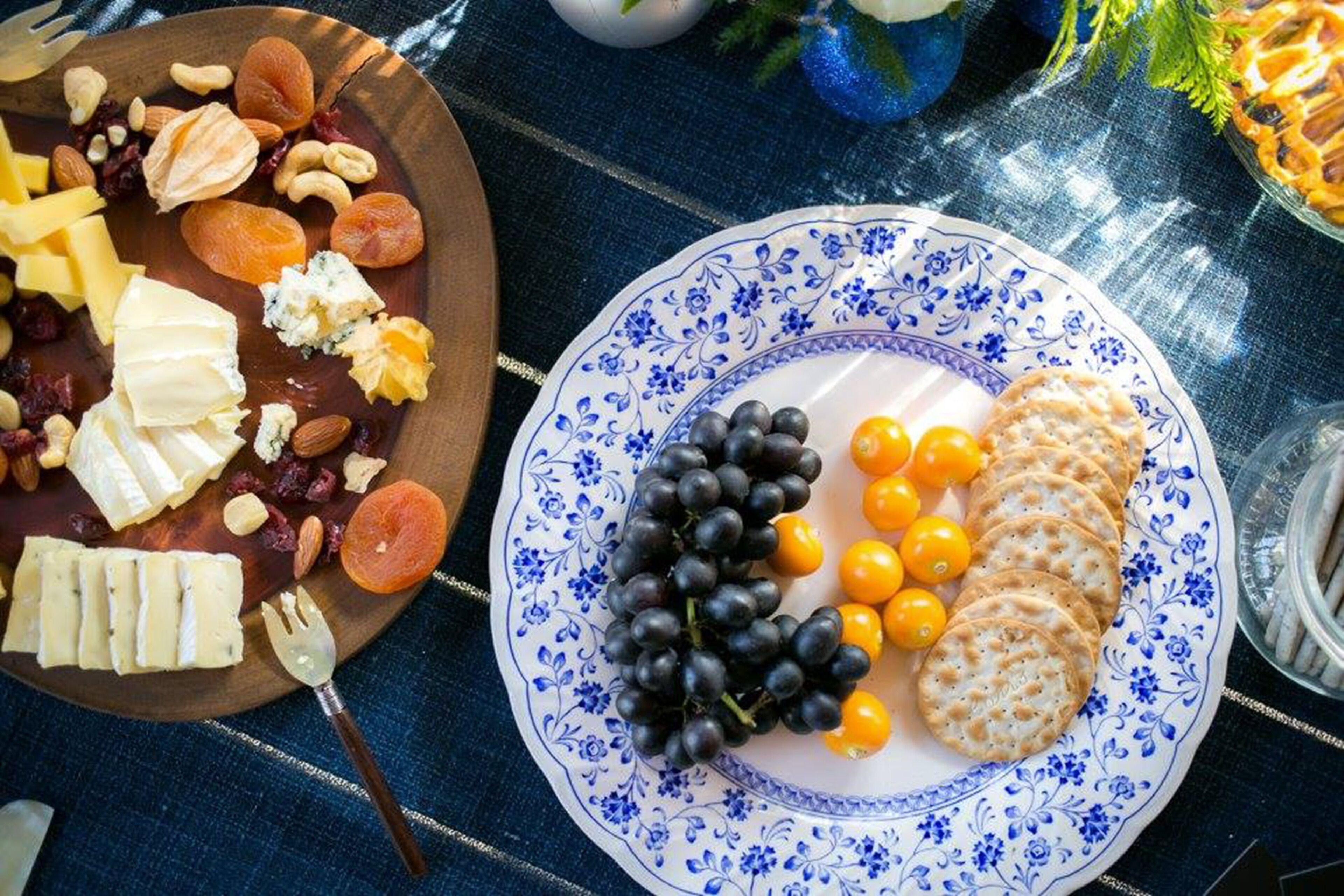 daily continental breakfast (thb 250 per person)