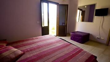 Standard Double Room, Garden View | Soundproofing, cribs (surcharge), rollaway beds (surcharge), WiFi (free)