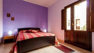 Soundproofing, cots/infant beds, rollaway beds, free WiFi