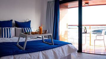 Minibar, Zimmersafe, Schreibtisch, Bügeleisen/Bügelbrett