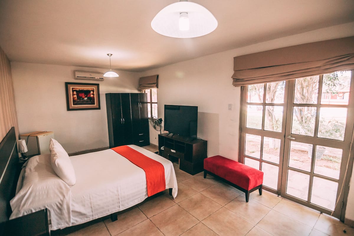Superior Double Room, 1 Double Bed, A/C | Minibar, desk, rollaway beds, free WiFi