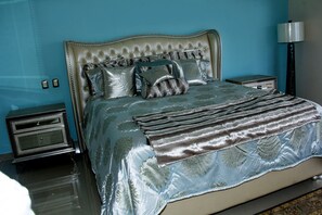 4 bedrooms, iron/ironing board, WiFi, bed sheets - Stunning View! Luxury Villa (Cabo San Lucas)