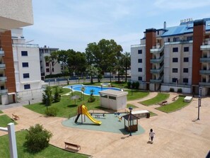 Children's area - EXCLUSIVE APARTMENT NEXT TO THE BEACH OF DENIA WIFI AND A/A (Denia)