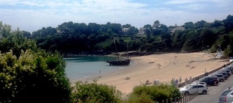 3-STAR FISHERMAN'S STYLE HOUSE IN CANCALE 300M FROM THE PORT QUIET AREA