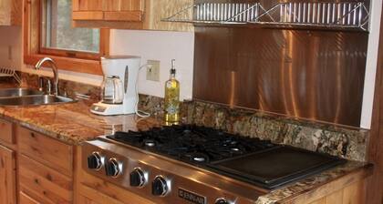 Suuri ja kaunis vuorimökki lähellä Angel Fire ja Red River