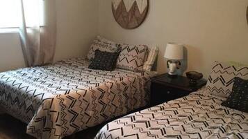 2 habitaciones, wifi gratis y ropa de cama