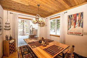 Dining - Carnelian Bay Hideaway by Hauserman Rental Group (Carnelian Bay)