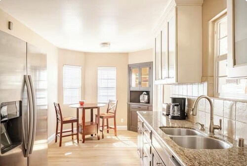 Casa de 5 estrellas en el centro de Willow Glen * 2 minutos a pie de restaurantes / tiendas * 