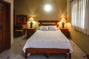 Chambre Double | Wi-Fi gratuit, draps fournis