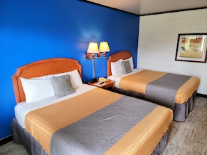 Habitació doble Comfort, 2 llits de matrimoni, no fumadors | Escriptori i wifi gratuïta