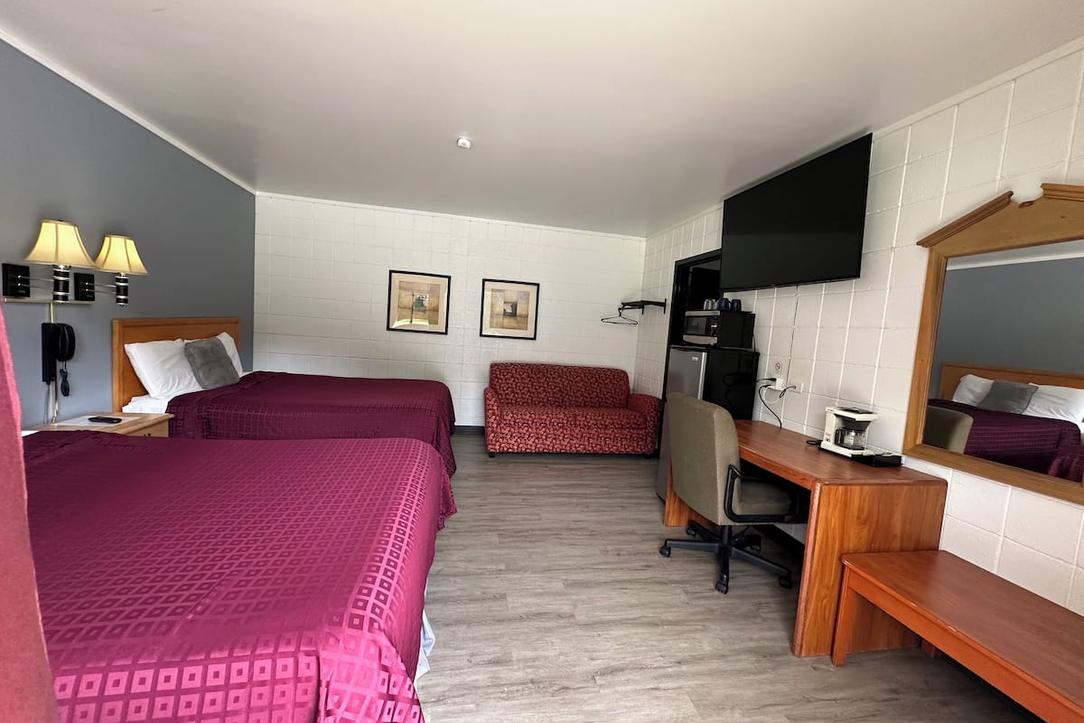 Comfort tweepersoonskamer, 2 queensize bedden, niet-roken | Een bureau, gratis wifi