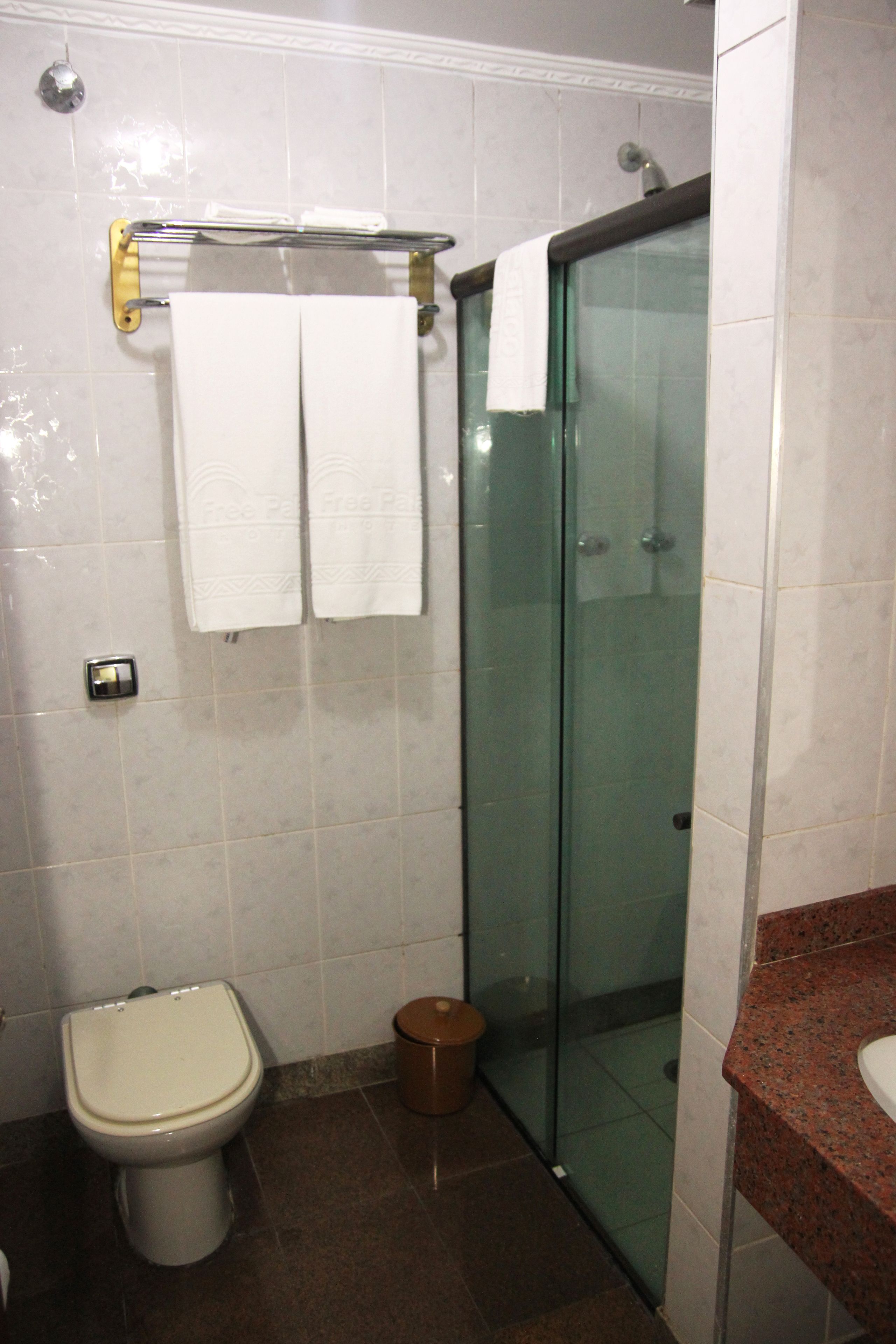 shower, free toiletries, towels