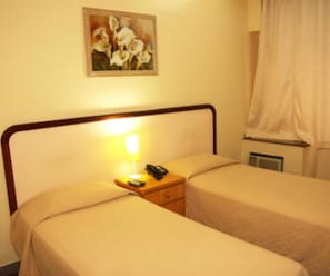 1 Schlafzimmer, Minibar, Zimmersafe, Schreibtisch