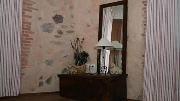 Habitación doble, balcón | Ropa de cama