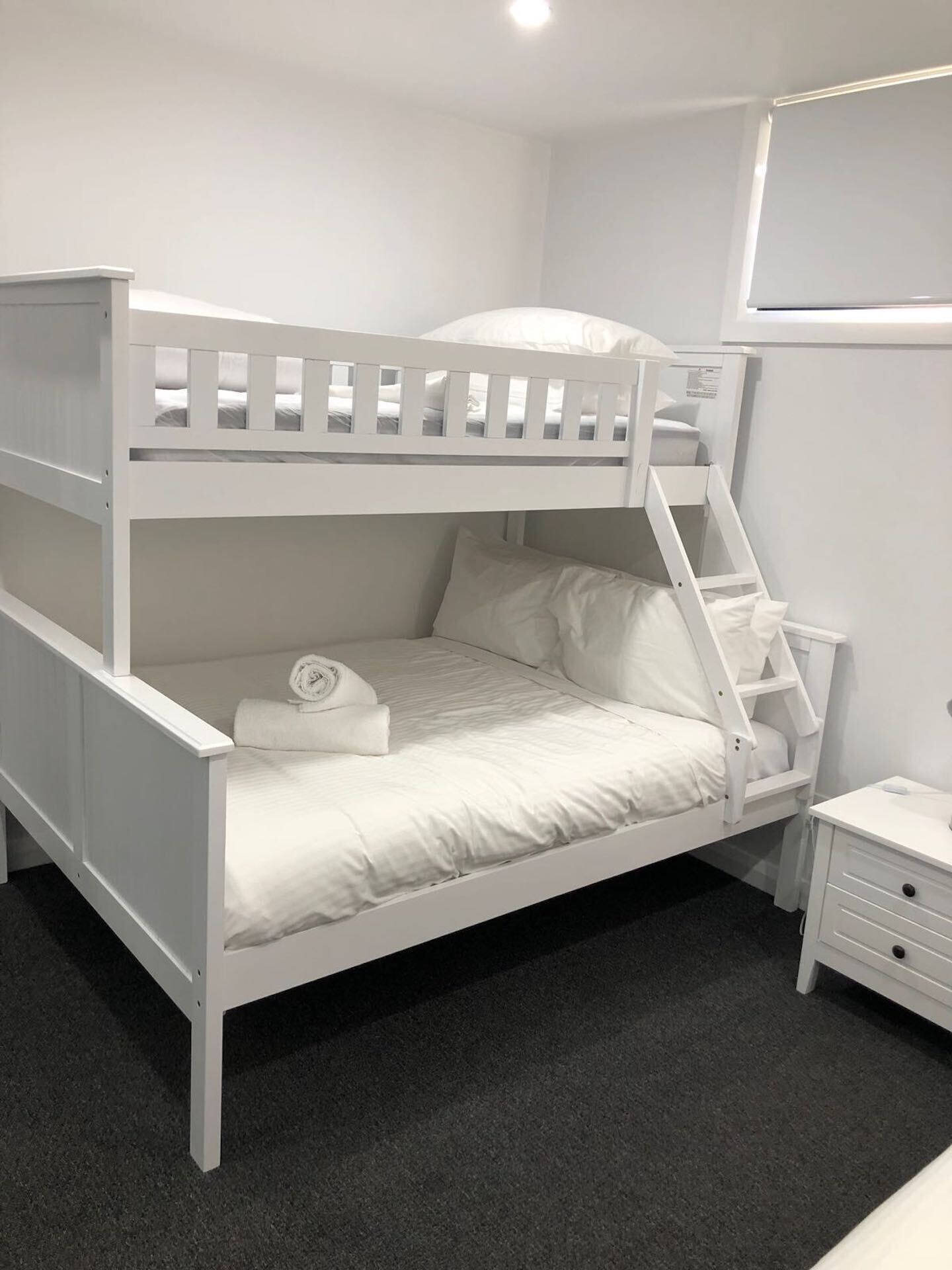  Luxury 3 bedroom villa in the heart of Jindabyne - Unit 1 — image 10