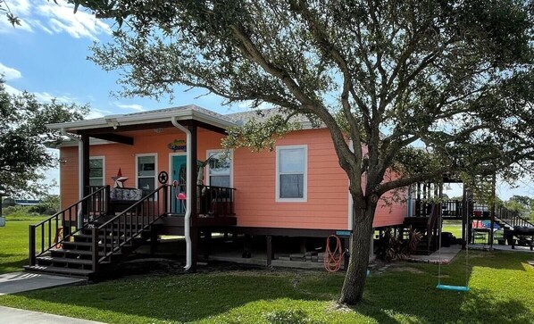 Exterior - The Barnacle--Perfect for the Fishermen... (Port O'Connor)