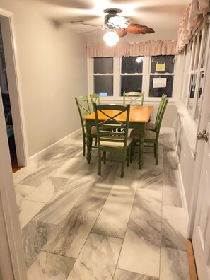 Dining - 2026 NEW Renovated Shore Retreat, Includes Beach Badges, 2 Blocks to Beach & Bay (Lavallette)