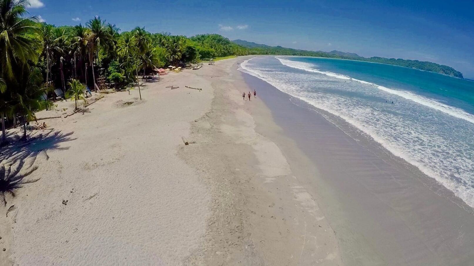 Plage à proximité, parasols