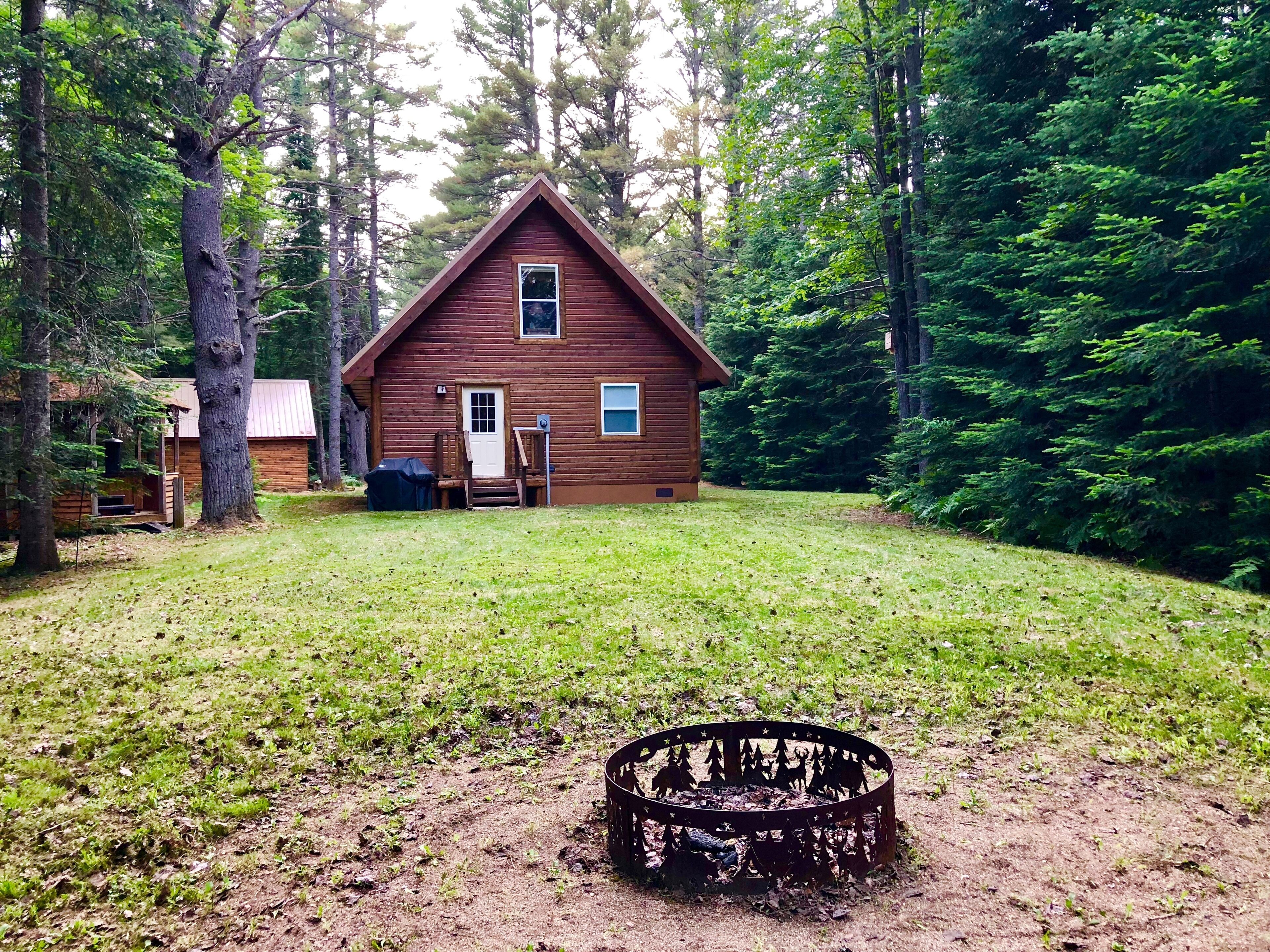 Top 12 PetFriendly Cabins Near Munising, Michigan Updated 2024 Trip101