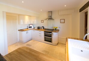 Fridge, microwave, dishwasher