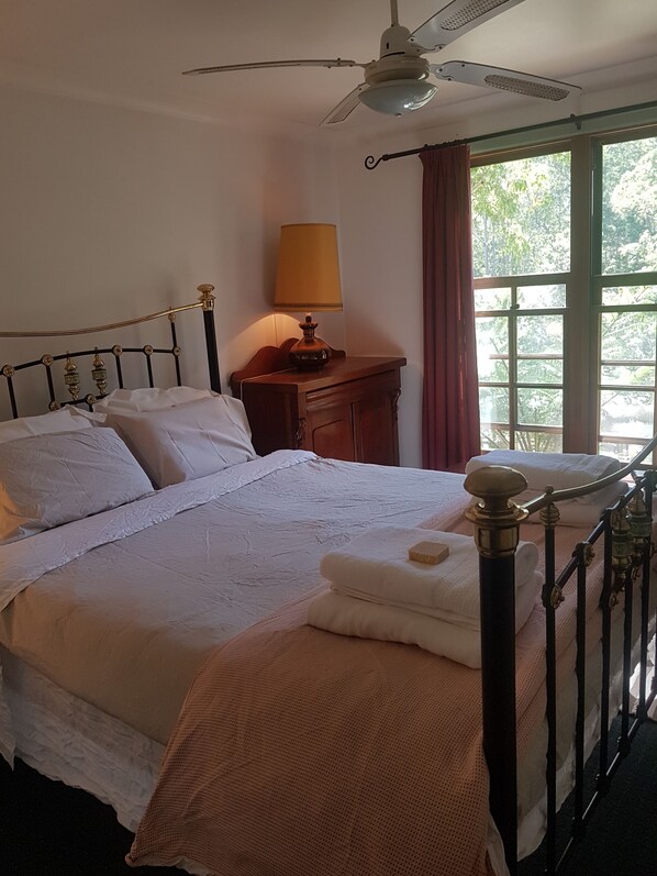 2 slaapkamers, gratis wifi, beddengoed