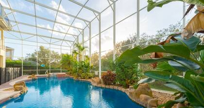 Ideal family villa/large private pool/not overlooked/near Disney/on golf course