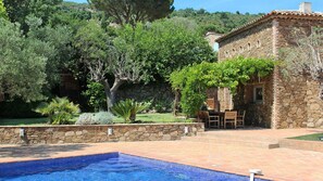 Piscine extérieure, piscine chauffée