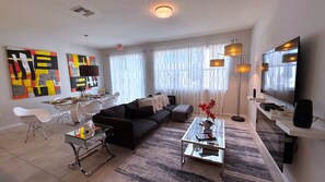 Smart TV, fireplace, DVD player, ping pong