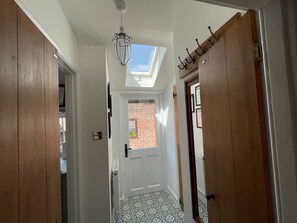 Interior - Flint Cottage - single storey 4* Holiday Cottage close to the Heritage Coast (Saxmundham)