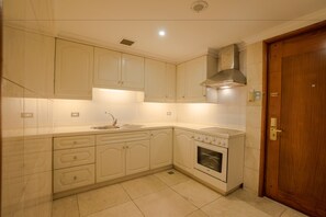 Suite Présidentielle | Cuisine privée | Cafetière/bouilloire, bouilloire électrique