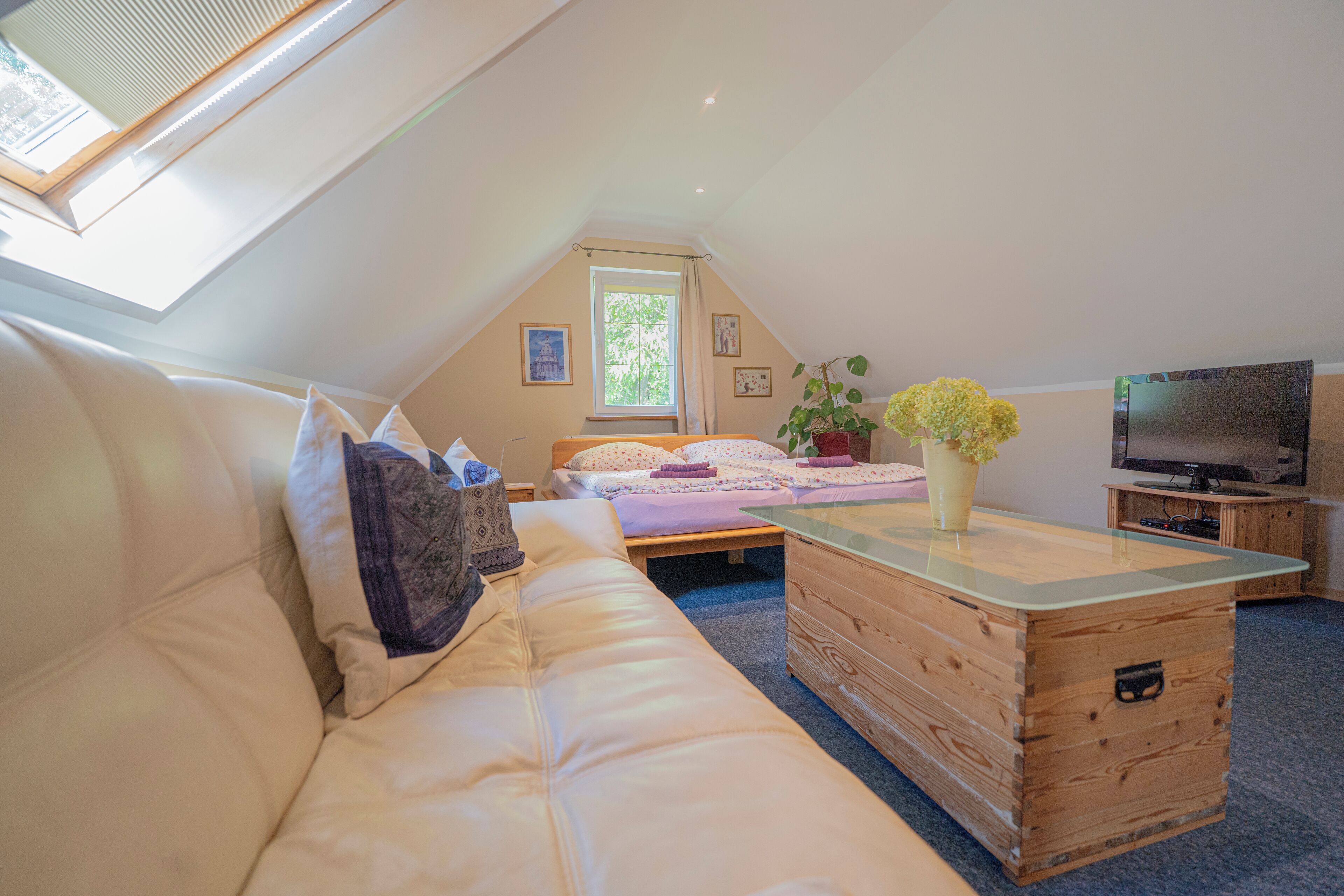 4 bedrooms, iron/ironing board, travel cot, free WiFi