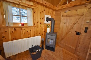 Interior - Quaint chalet at 1700m with infra-red sauna, directly in the ski and hiking region! (Turracherhöhe)
