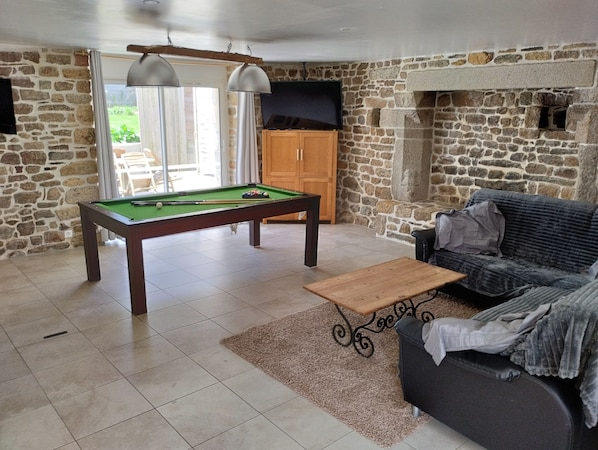 TV, foosball, table tennis, books
