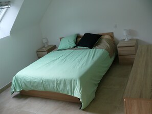 4 chambres, bureau, fer et planche à repasser, Wi-Fi gratuit