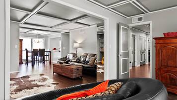 TV connectée, cheminée