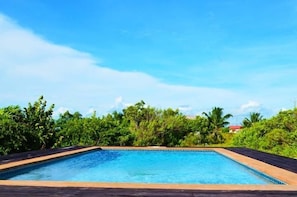 Piscine extérieure