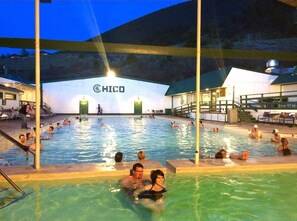 Pool - Awesome 1bdrm Apt with incredible Mountain & River Views (see enclosed pics)!! (Livingston)