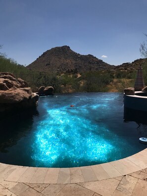 Pool - North Scottsdale Luxury Home 5 Min. From Troon And The Four Seasons Resort (Scottsdale)