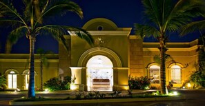 Exterior - Enjoy the best Christmas holiday ever in your own luxurious Mazatlan Villa! (Mazatlán)