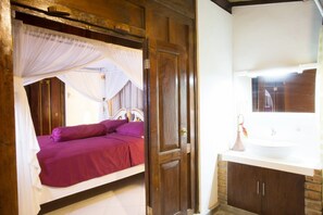 4 slaapkamers, een bureau, gratis wifi, beddengoed
