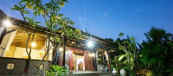 Beautiful Villa Kubu Ampo