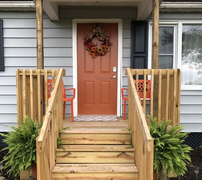 “Our little house on the corner” No cleaning fee and no Taxes all include.