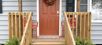 „Unser kleines Haus an der Ecke“