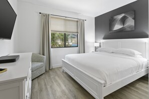 5 bedrooms, iron/ironing board, free WiFi, bed sheets