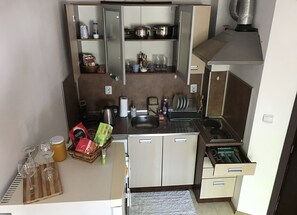 Piano cottura, macchina per tè/caffè, tostapane