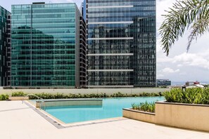 Outdoor pool - Avida 34th (Taguig)